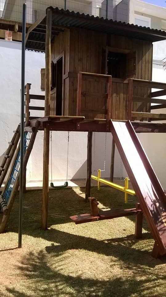 CASINHA DE MADEIRA CLB 048